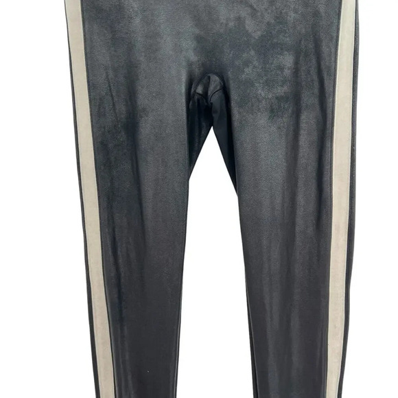 Spanx‎ Faux Leather Stripe Legging in Very Black/White Size Large - Picture 5 of 9